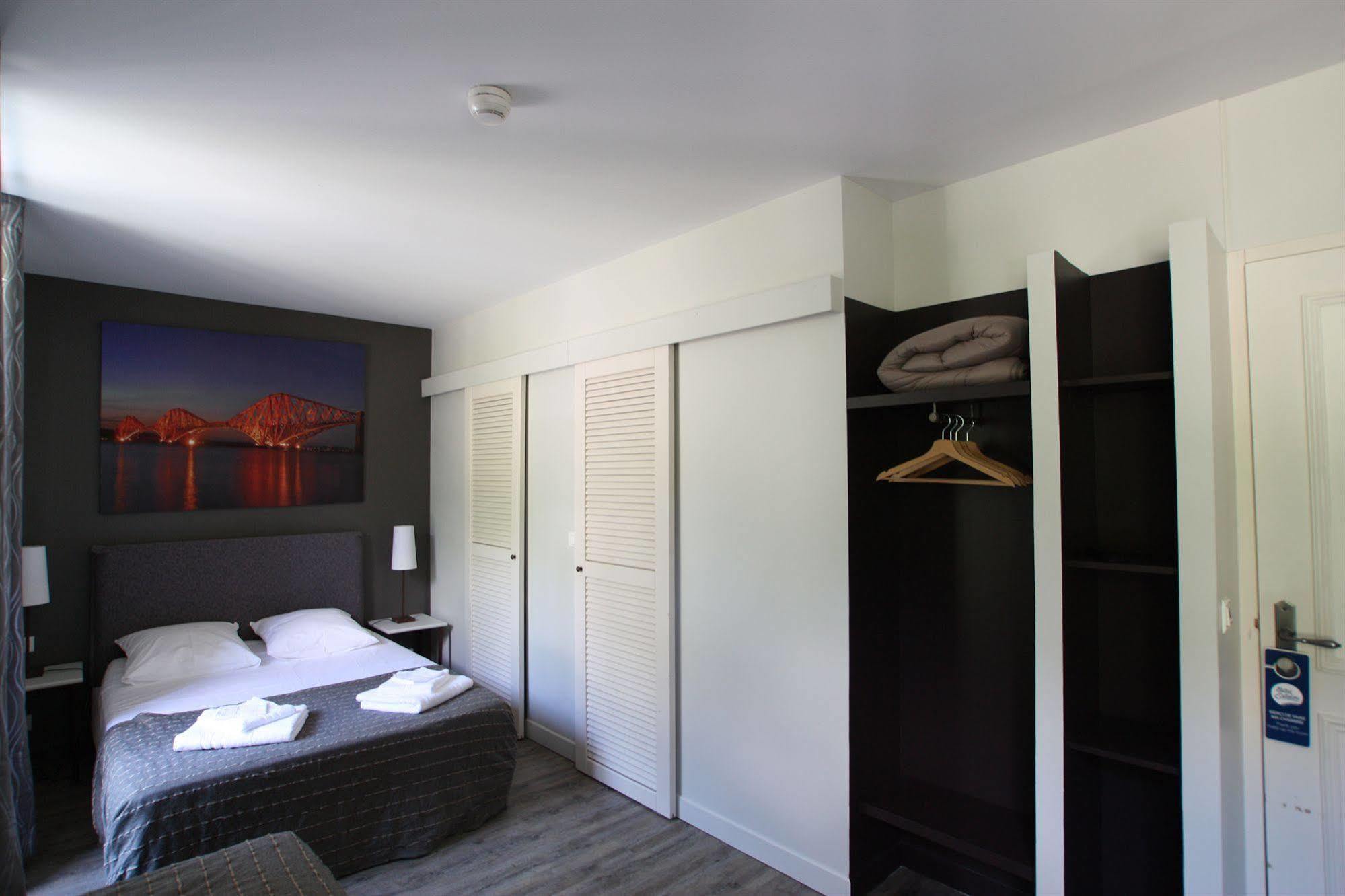 Hotel Estelou Sommières المظهر الخارجي الصورة